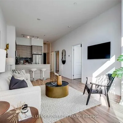55,&nbsp;Eglinton, Hurontario, Mississauga