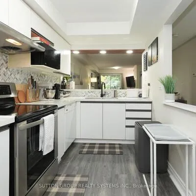 103,&nbsp;Bristol, Hurontario, Mississauga