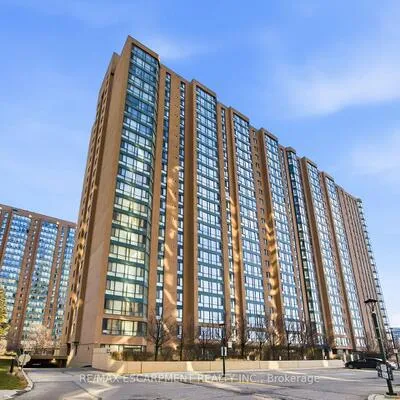 145,&nbsp;Hillcrest, Cooksville, Mississauga