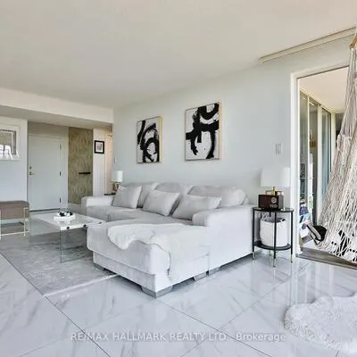 1360,&nbsp;Rathburn, Rathwood, Mississauga