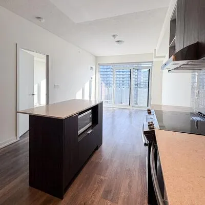 2520,&nbsp;Eglinton, Central Erin Mills, Mississauga