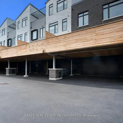 30,&nbsp;Lou Parsons, Port Credit, Mississauga