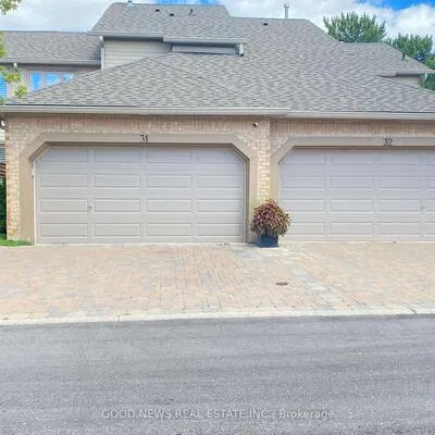 1725,&nbsp;The Chase, Central Erin Mills, Mississauga