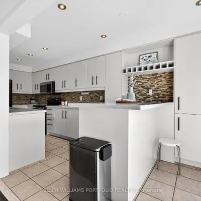 1575,&nbsp;South Parade, East Credit, Mississauga