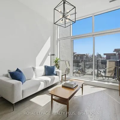 1575,&nbsp;Lakeshore, Clarkson, Mississauga