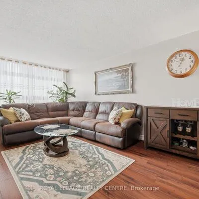 2556,&nbsp;Argyle, Cooksville, Mississauga