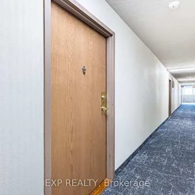 25,&nbsp;Agnes, Cooksville, Mississauga