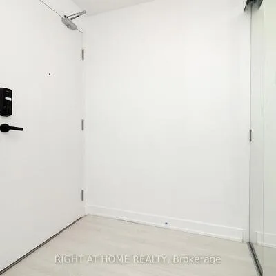 3883,&nbsp;Quartz, City Centre, Mississauga