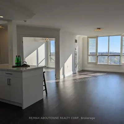 1110,&nbsp;Walden, Clarkson, Mississauga