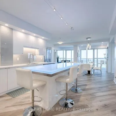 60,&nbsp;Absolute, City Centre, Mississauga