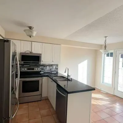 38,&nbsp;Fairview, Fairview, Mississauga