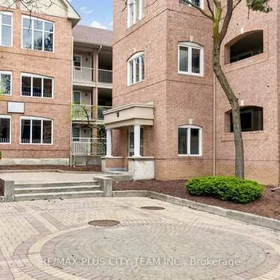 55,&nbsp;Bristol, Hurontario, Mississauga
