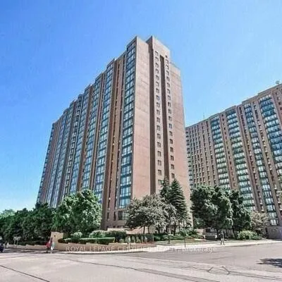 145,&nbsp;Hillcrest, Cooksville, Mississauga