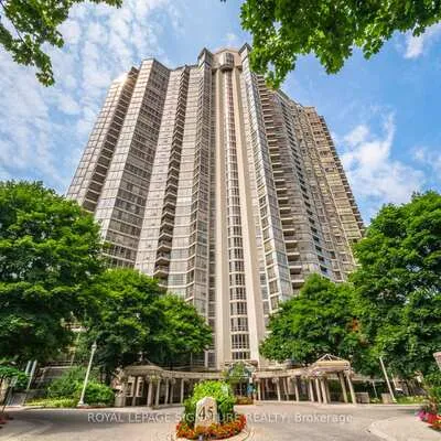 45,&nbsp;Kingsbridge Garden, Hurontario, Mississauga