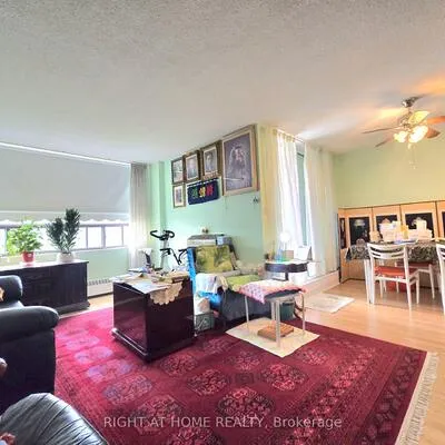 2542,&nbsp;Argyle, Cooksville, Mississauga