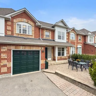 199,&nbsp;Hillcrest, Cooksville, Mississauga