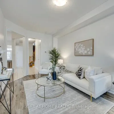 1015,&nbsp;Galesway, East Credit, Mississauga