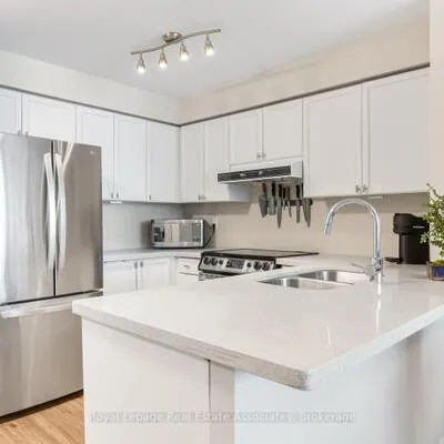 2565,&nbsp;Erin Centre, Central Erin Mills, Mississauga