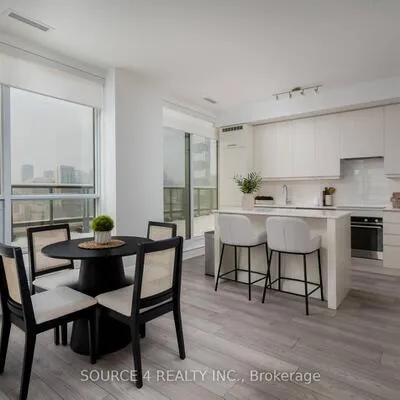36,&nbsp;Elm, City Centre, Mississauga
