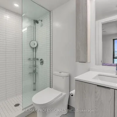 86,&nbsp;Dundas, Cooksville, Mississauga