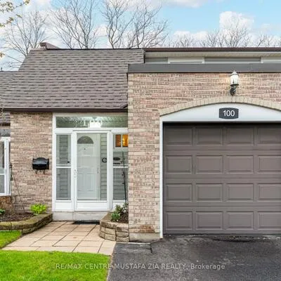 2440,&nbsp;Bromsgrove, Clarkson, Mississauga