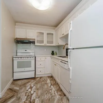 4205,&nbsp;Shipp, City Centre, Mississauga