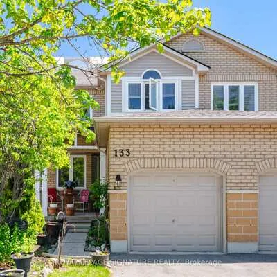 833,&nbsp;Scollard, East Credit, Mississauga