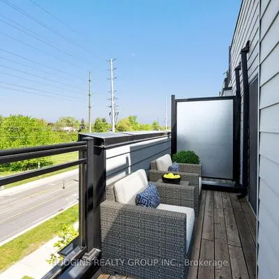 2212,&nbsp;Bromsgrove, Clarkson, Mississauga