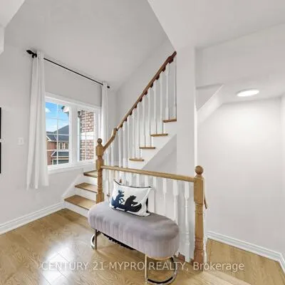 455,&nbsp;Apache, Hurontario, Mississauga