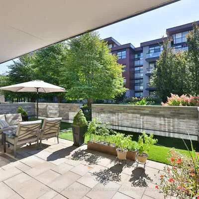 1575,&nbsp;Lakeshore, Clarkson, Mississauga
