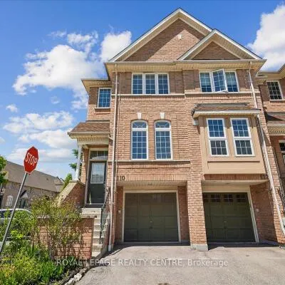 50,&nbsp;Strathaven, Hurontario, Mississauga