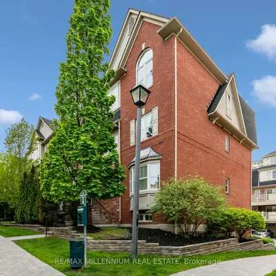774,&nbsp;Neighbourhood, Cooksville, Mississauga