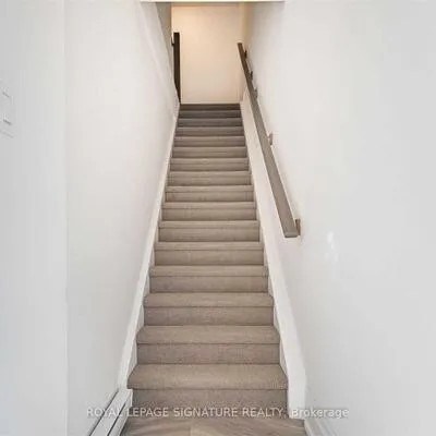 760,&nbsp;Lakeshore, Lakeview, Mississauga