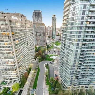 30,&nbsp;Elm, Fairview, Mississauga