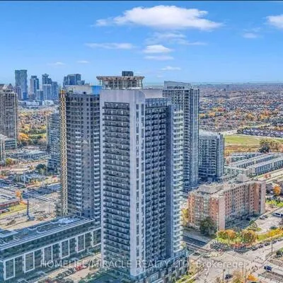 8,&nbsp;Nahani, Hurontario, Mississauga
