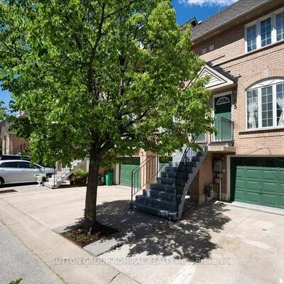 75,&nbsp;Strathaven, Hurontario, Mississauga