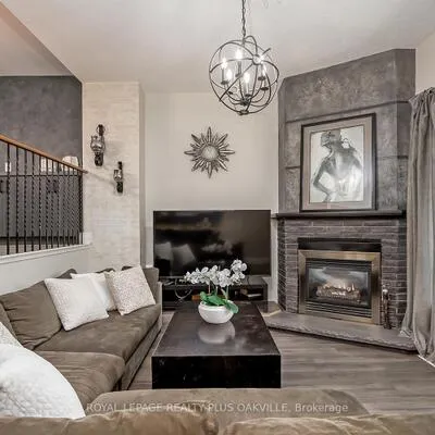 1051,&nbsp;Cedarglen, Erindale, Mississauga