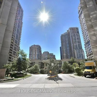 3880,&nbsp;Duke Of York, City Centre, Mississauga