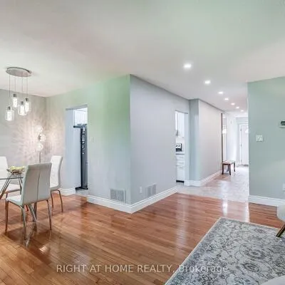 2120,&nbsp;Rathburn, Rathwood, Mississauga