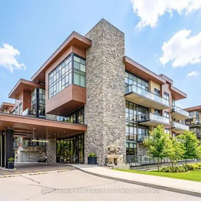 1575,&nbsp;Lakeshore, Clarkson, Mississauga