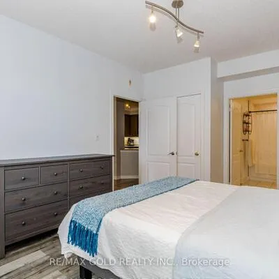 3351,&nbsp;Cawthra, Applewood, Mississauga