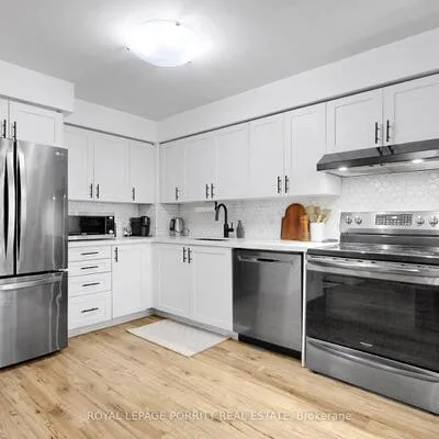 3888,&nbsp;Duke Of York, City Centre, Mississauga