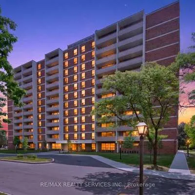 3120,&nbsp;Kirwin, Cooksville, Mississauga