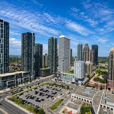 330,&nbsp;Burnhamthorpe, City Centre, Mississauga