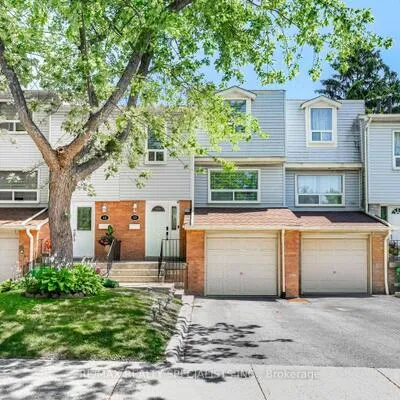 1055,&nbsp;Shawnmarr, Port Credit, Mississauga