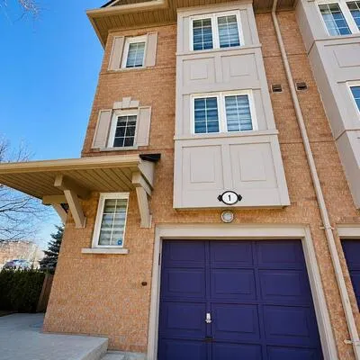 1128,&nbsp;Dundas, Erindale, Mississauga