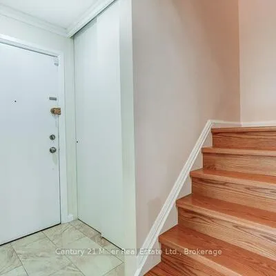 2605,&nbsp;Woodchester, Sheridan, Mississauga