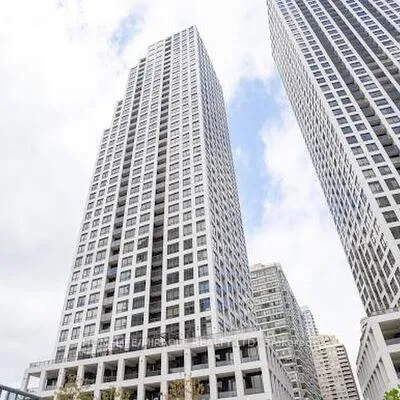 36,&nbsp;Elm, Fairview, Mississauga