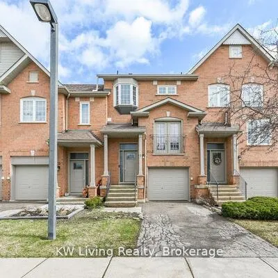 1588,&nbsp;South Parade, East Credit, Mississauga