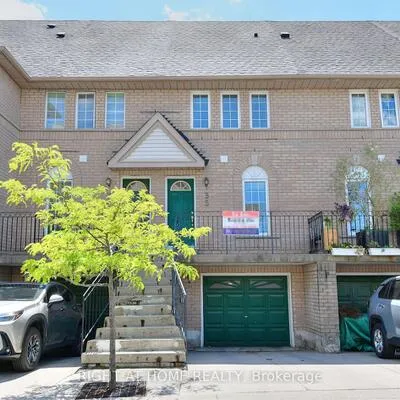 80,&nbsp;Strathaven, Hurontario, Mississauga